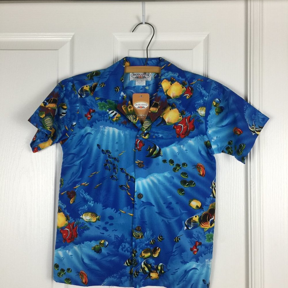 New Aquatic Hawaiian Button Down - Small (Boys)